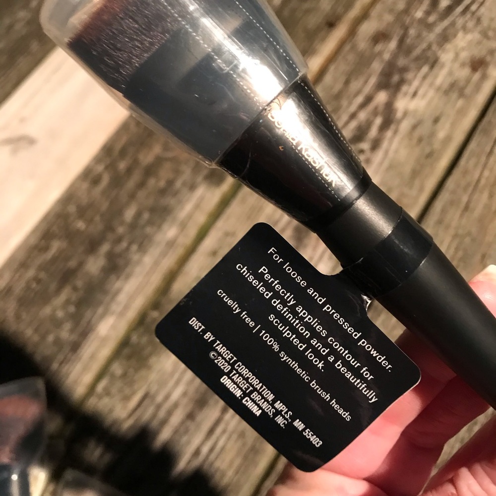 Sonia Kashuk™ Precision Contour Brush Black No.126 - Picture 8 of 8
